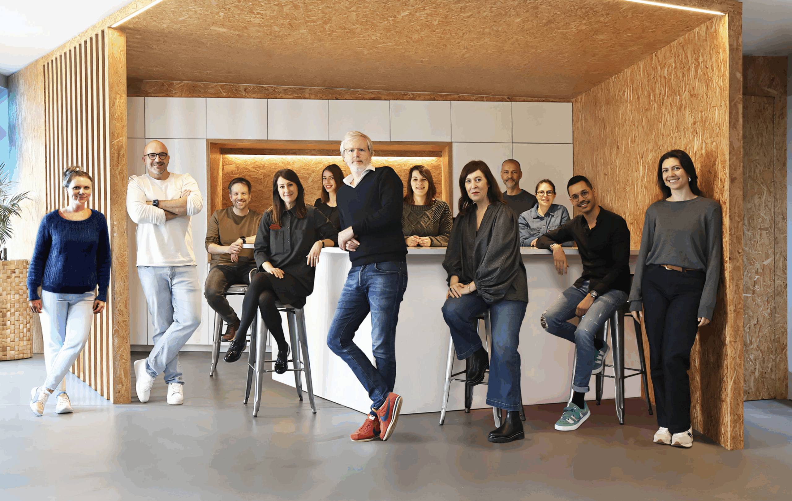 équipe agence de communication h2a, 12 personnes, 7 femmes, 5 hommes.