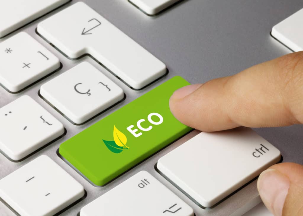 Clavier représentant une touche verte écrit "éco" en référence au web écologique