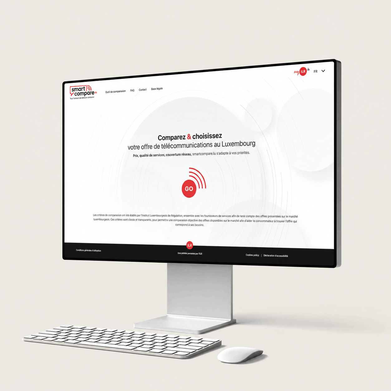 Écran d'ordinateur affichant la page d'accueil du site Smart Compare pour les offres de télécommunications au Luxembourg.