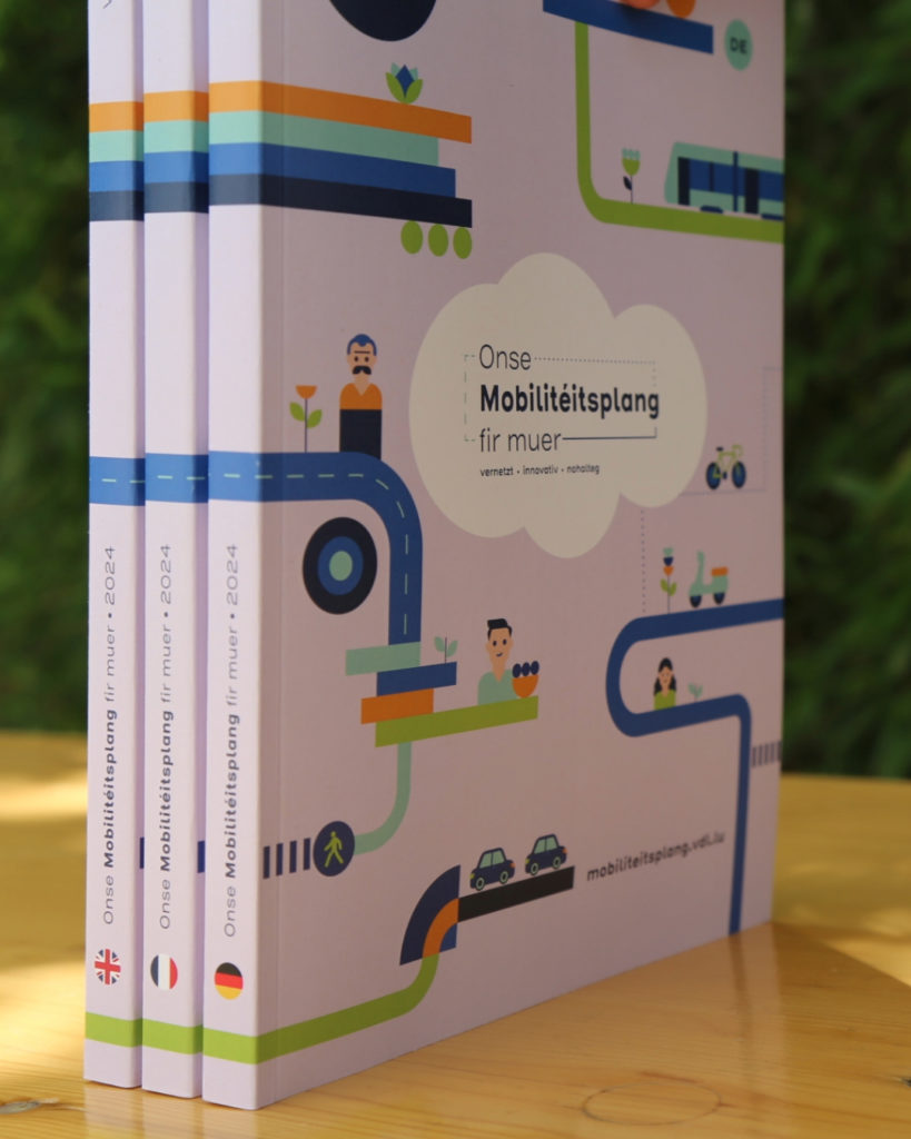Brochures d'informations sur les changements de circulation de la Ville de Luxembourg - Photo