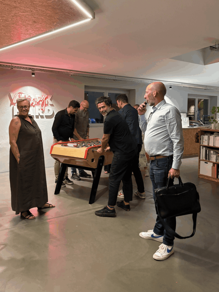 Moment de partage chez h2a entre agences de communication - Photo